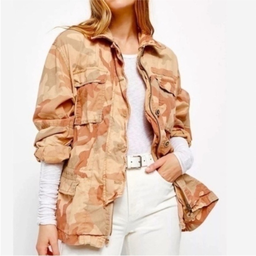Free People Camo Utility Jacket in Neutral Camo Print NWT Size Small